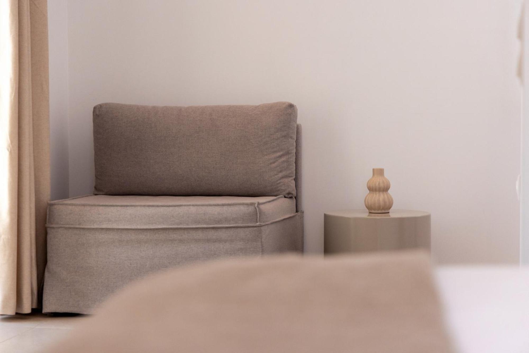 Alora Suites Tinos Номер фото
